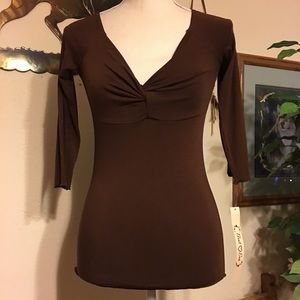 Next Era brown knot style bust 3/4 sleeve top NWT